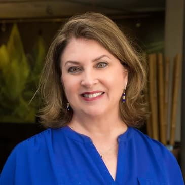 EP 250: UN Leadership Mentor Cathy Holt shares Why Women Make Great Leaders