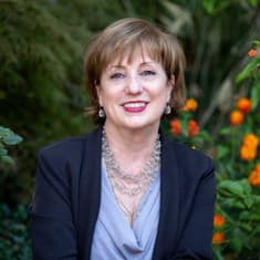 EP 357: How to Write a Love Note with Cynthia Gregory