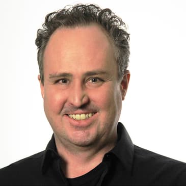 EP 325: Secrets to a Great Podcast Interview with Mark J Carter