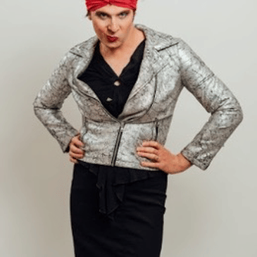 S2 E6: Can you choose to be Irish? With Fergus Craig as Devon Cornwall