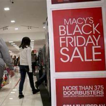 Episode 426: Should stores be closed on Thanksgiving?