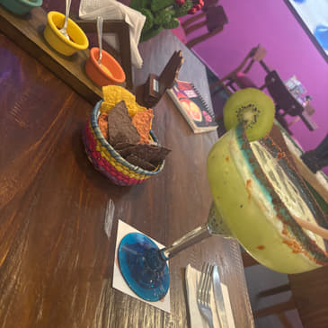 Episode 576: Review of Tacos Y Tequila