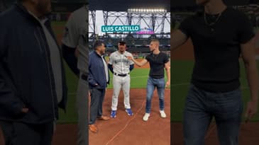 The walk up songs for these player GO CRAZY 🤯 #shorts #baseball #mlb #seattle #mariners #mlbfans