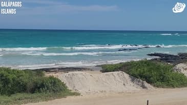 Scenic Waves On A Gorgeous Day! Galápagos Islands with Globe Aware