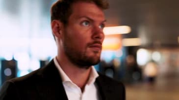 HeadFirst Group - A suitcase full of services