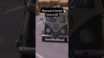 VW Bus cart race & crash #funny #memes #lol