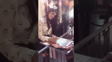 You're so .... precious when you smile 🎵! #shorts #actress #autographs