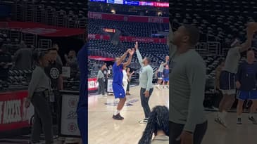 Kawhi Leonard ahead of game 2 vs Dallas  Mavericks! #thepullupbasketballpodcast #losangelesclippers