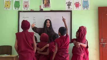 TEACHING MONKS IN NEPAL! GLOBE AWARE BUDDHIST MONASTERY VOLUNTEER VACATION END OF THE YEAR/NEW YEAR