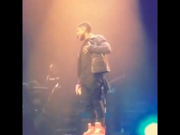 It's the Daddy Issues song! 😍 #shorts #usher #throwback #memorable #vip #urxtour