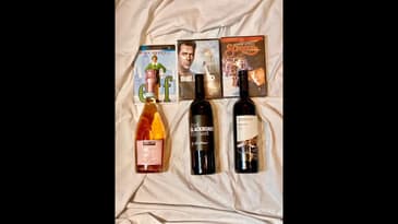 Holiday Movie and Wine Pairings!