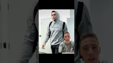 Aaron Judge re-signs with the Yankees!! #shorts #baseball #mlb #yankees #judge