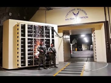 How did the U.S. Government plan for nuclear war without you? with Garrett Graff