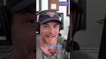 Erik Valdez Reveals the Story Behind His New Superman & Lois Tattoo! 🔥 #Shorts #supermanandlois