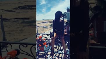 Totally killed this 6 month’s pregnant! No one knows! #shorts #photoshoot #model #poseidea