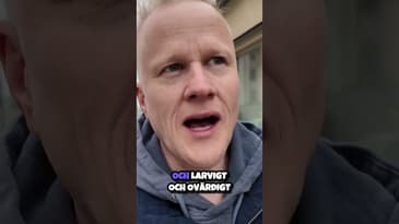 På väg från mötet med @jonnajinton tidigare i våras.⁠ Resultatet hör du i min promenad med henne i V