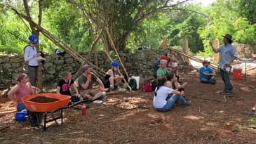 Mayan Building Techniques From A Pro ( Corporate Group In Mexico with Globe Aware - Nov. 2020 )