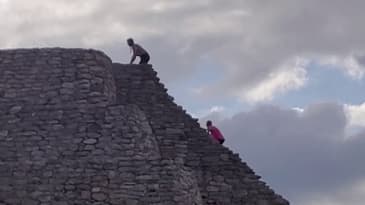 A Race To The Top! ( Corporate Group In Mexico with Globe Aware - Nov. 2020 )