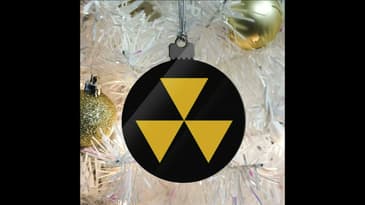 Nuclear Christmas List with Kelly Chipps