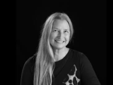 The Women Agenda - Inspiring Women - Book Writer Interview Live - Live Book Writer