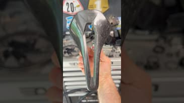 Cette selle extraordinaire est française et elle nous vient de Biarritz!