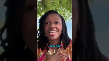 RHAP's own Aysha Welch on being recognized already 🤫 #Survivor