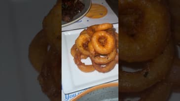 What we ate for dinner, hits and misses 🥘 #AanamCEats | steaks, fondue, onion rings & sea food