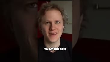 Om när jag kom med en basker första dan i nian.⁠ (Ur dokumentären av Johan Anderblad om min pjäs "He