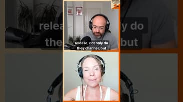 Receive guidance from your guardian angel 💫