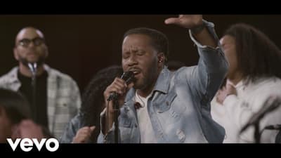 Dry Bones (feat. Vaughan Phoenix, Anna Golden & Kira Daffin) [Official Performance Video]