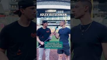 MLB SUPERSTAR Builds His PERFECT Mount Rushmore Of Baseball Players 😳 #shorts #baseball #mariners