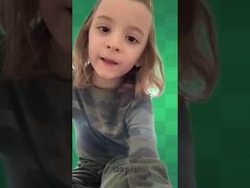 Just playing with this greenscreen 😁 #shorts #greenscreen #funny