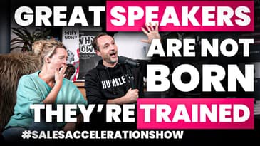 How to make an impact on stage Ft. Stefanie van Moen | The Sales Acceleration Show