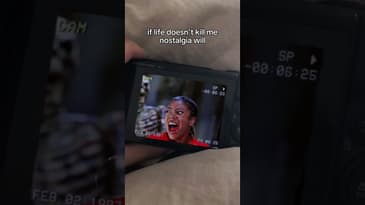 We wish we could go back! Who else misses 90s and 2000s movies? #90snostalgia #2000smovies