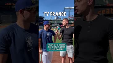 How Well Can He Remember His Own MLB Career? 🤯 #shorts #baseball #seattle #mariners #pnw