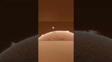 Floating Plasma - Solar Prominences - Crrow777
https://www.crrow777radio.com/