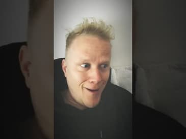 Jag på varje fest när jag var 20