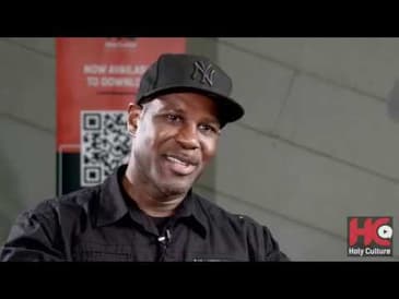 Marcus Aaron Backstage at the Kingdom Choice Awards