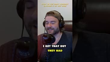 Santa Leading a Plane in Dubai? 🎅✈️ Embracing Cultures Together! #shorts