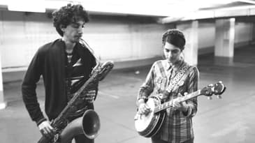 Kami Maltz - Girl At The Park (Live session)