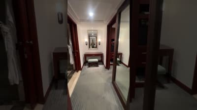 My favourite #hotel in #manila #makati #philippines #travel #thepeninsulamanila #shorts