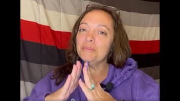 Episode 19: Traveling as a Family