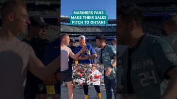 Mariners fans make their sales pitch to Shohei Ohtani #shorts #baseball #mlb #mariners #shoheiohtani