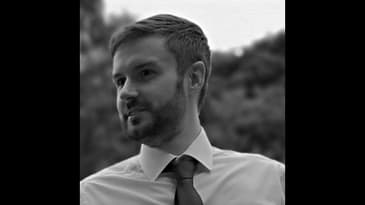 1 million missed the tax deadline. Did they know they can claim 100% tax on a Tesla? Listen to le...