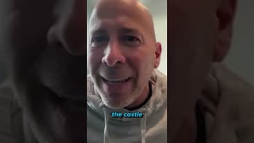 Tony would have sacrificed his game for Boston Rob 😢 #TheTraitors