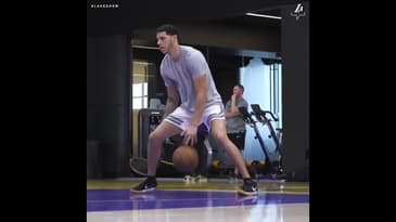 Lonzo Ball Putting in WORK!!Jumpshot changes!