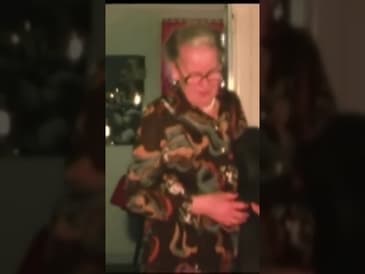 Min mammas mormor och min mormors mormor i en och samma lilla filmsnutt