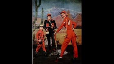 The Uranium Show with Lucy Santos