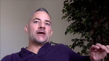 Escape The Rat Race Radio: EP32 - Rob Ryan - How To Use Groupon To Generate More Leads