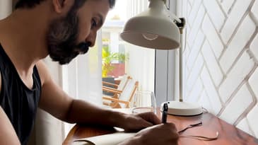 Why I Write 1 Page Every Morning | Journalling Habit | Varun Duggi